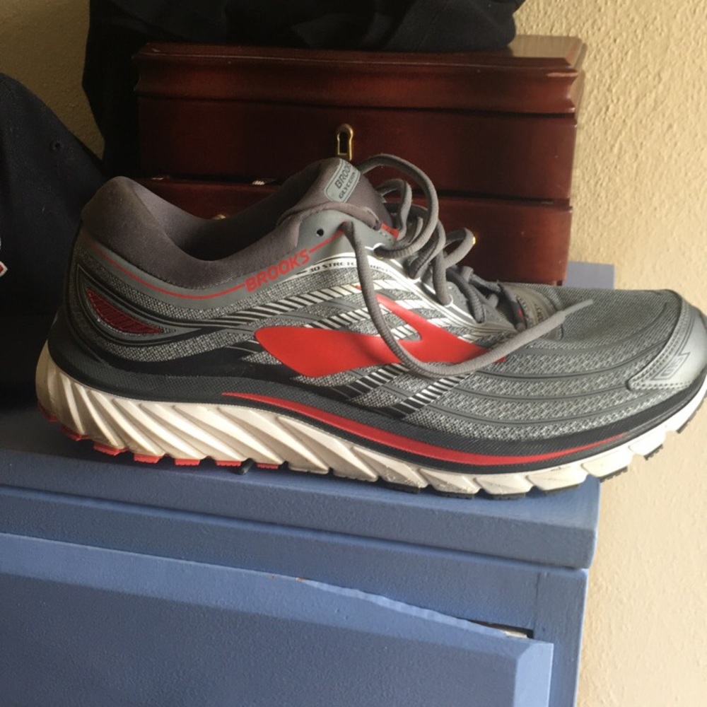 Brooks glycerine 15 bought and worn only twice